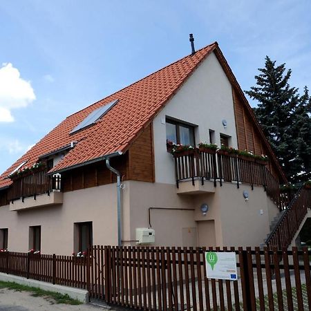 Arany Szolo Wellness Apartmanhaz Hévíz Extérieur photo