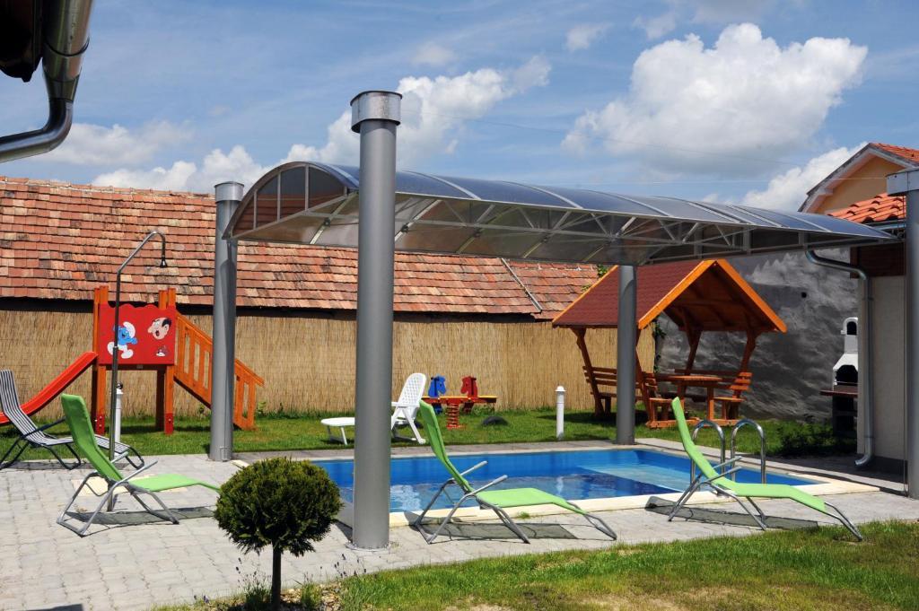 Arany Szolo Wellness Apartmanhaz Hévíz Extérieur photo