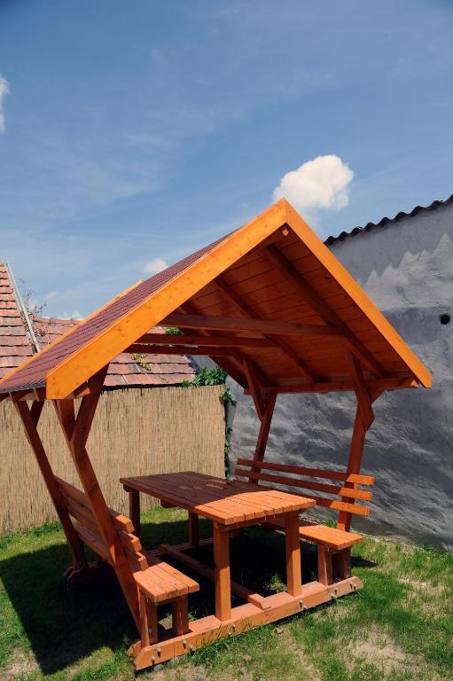 Arany Szolo Wellness Apartmanhaz Hévíz Extérieur photo